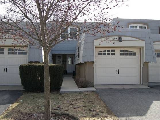 1st image of 647 Dauphine Ct