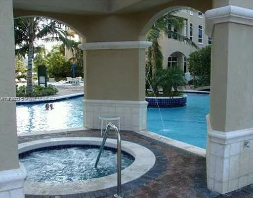 19501 W Country Club Dr #Penthouse 06 — Photo 19