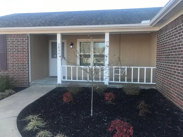 2806 W Bishop Dr, Rogers, AR 72756