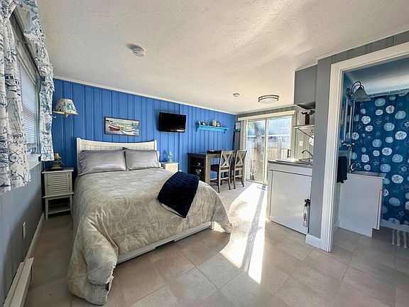 3rd image of 5 Polly Fisk Ln #5