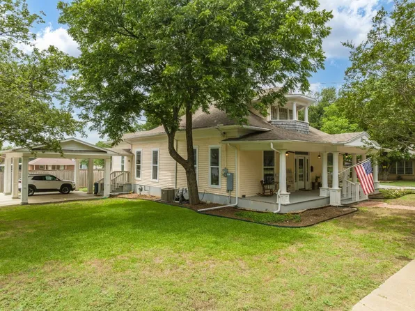 516 E Franklin St, Hillsboro, TX 76645