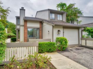 2621 Jasmine Ln #3, Rolling Meadows, IL