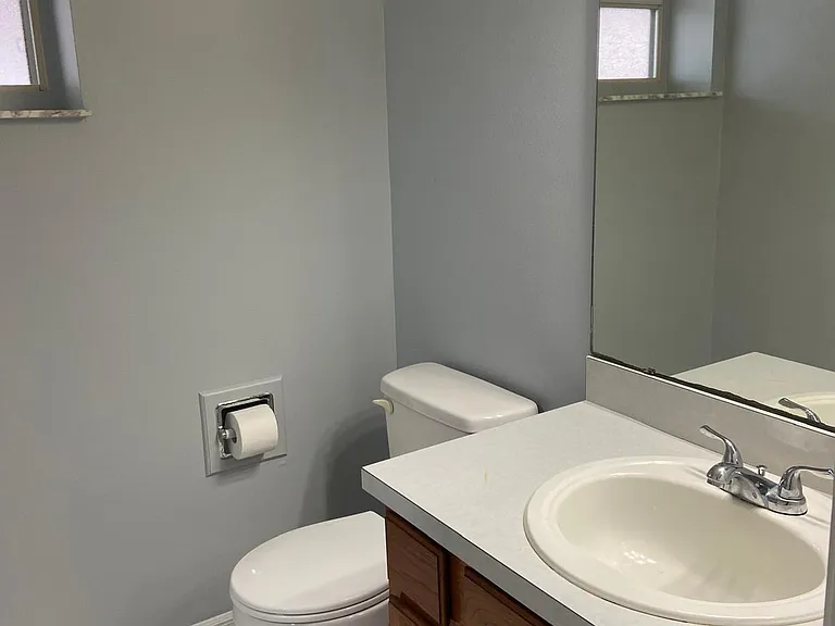 658 Caribou Ct — Photo 10