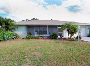 286 SE Crosspoint Dr, Port Saint Lucie, FL 34983