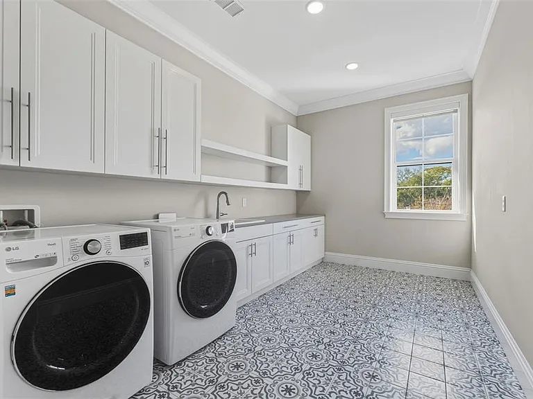 481 W Davis Blvd — Photo 51