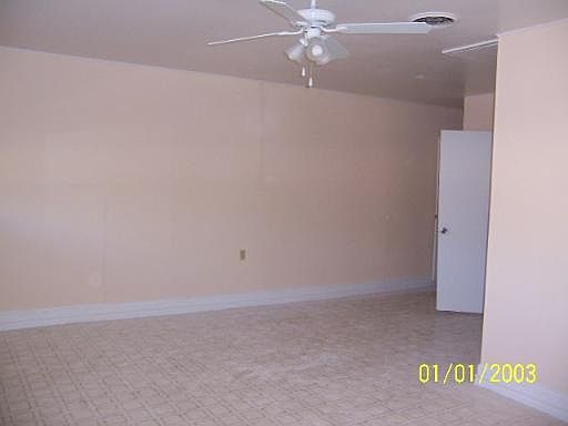 3rd image of 1111 RIO LINDA DR