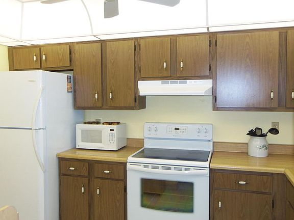 3rd image of 7410 S Ocean Dr APT 809