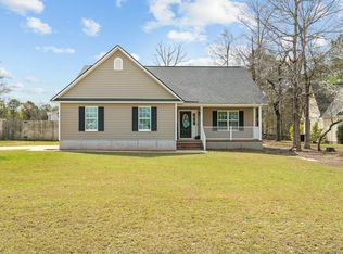 322 Carolina Oaks Cir, Linden, NC 28356