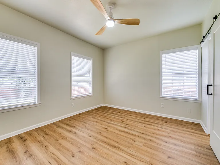 2633 S Denley Dr — Photo 11
