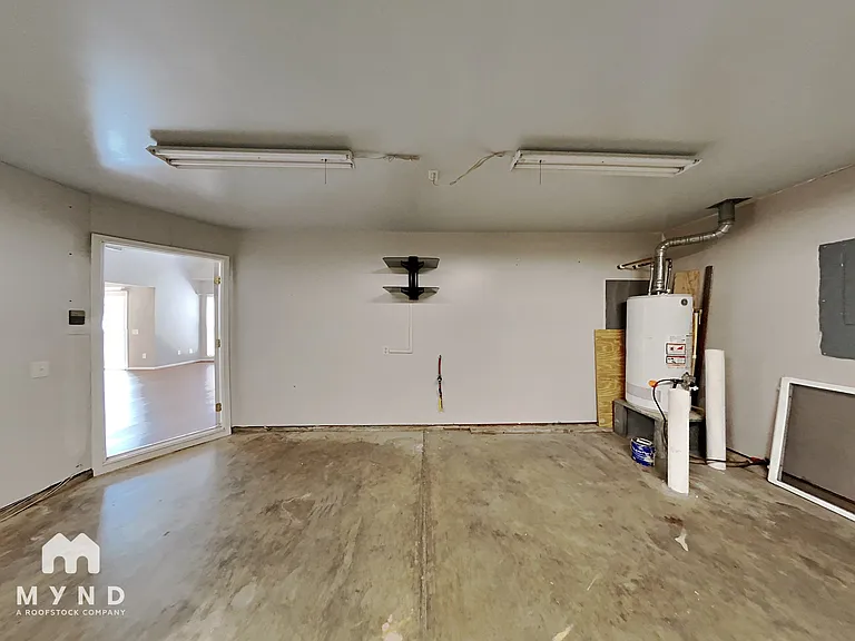 9738 Woodend Ct — Photo 32