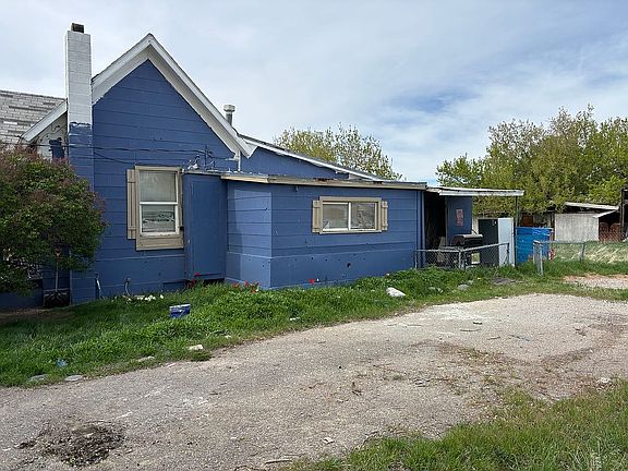 5th image of 914 W Eldredge Rd