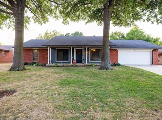 18 N Gilpin Ave, Shawnee, OK 74804