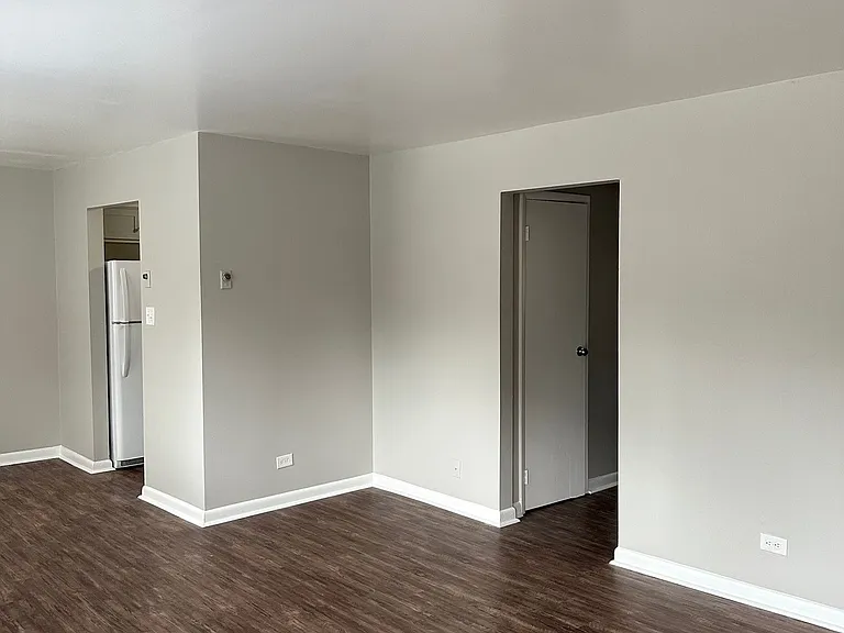 Flats at the Pike — Photo 4