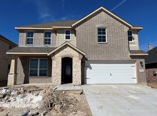 1928 Gill Star Dr, Fort Worth, TX 76052