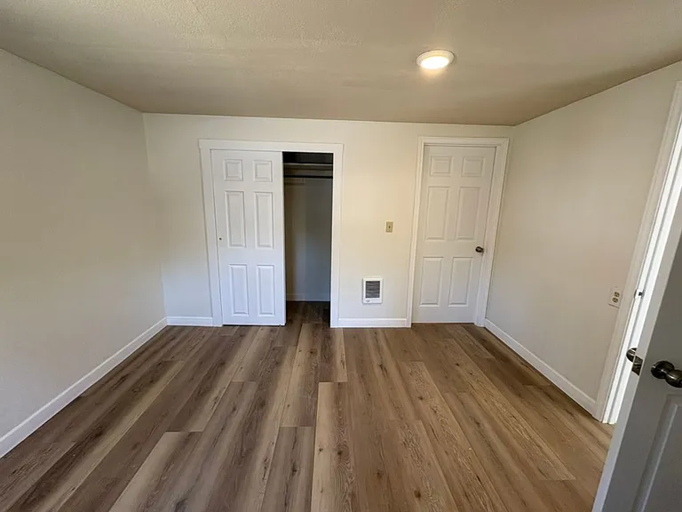 52563 Doe Ln — Photo 21