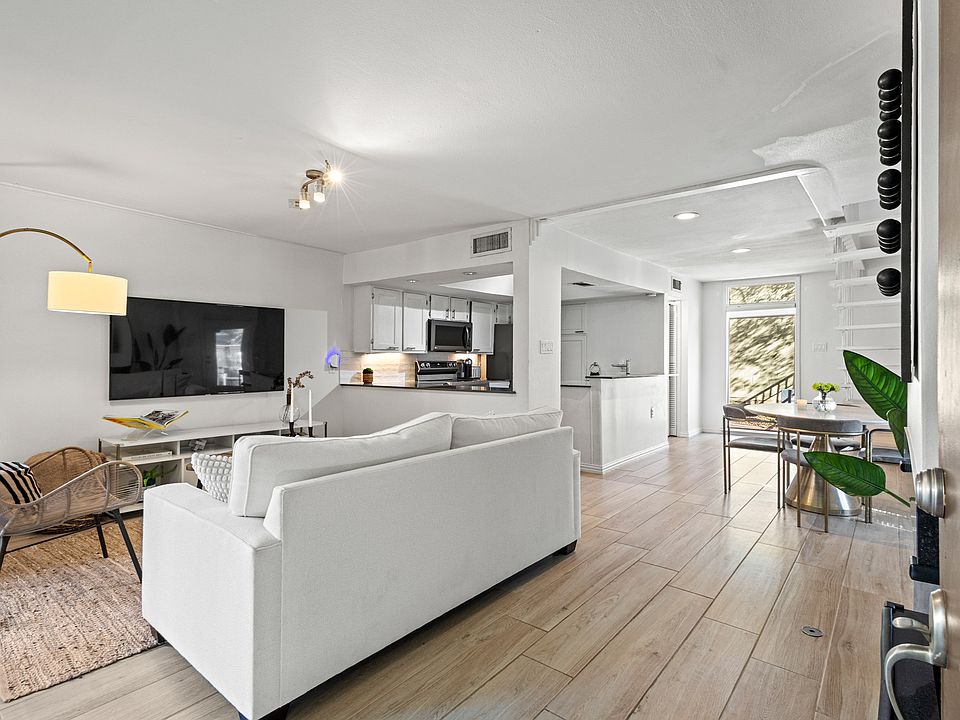 1st image of 3321 Cole Ave #120