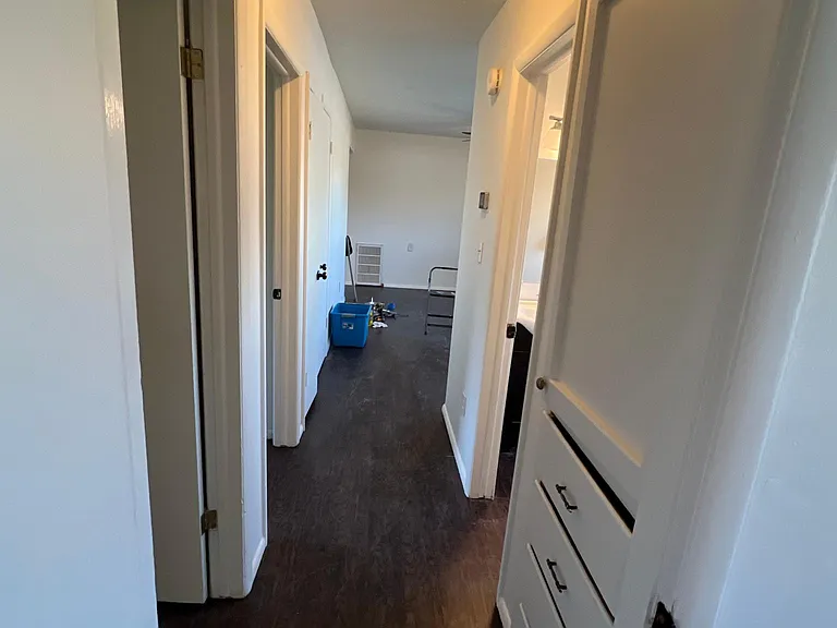 10720 E Reno Ave — Photo 6