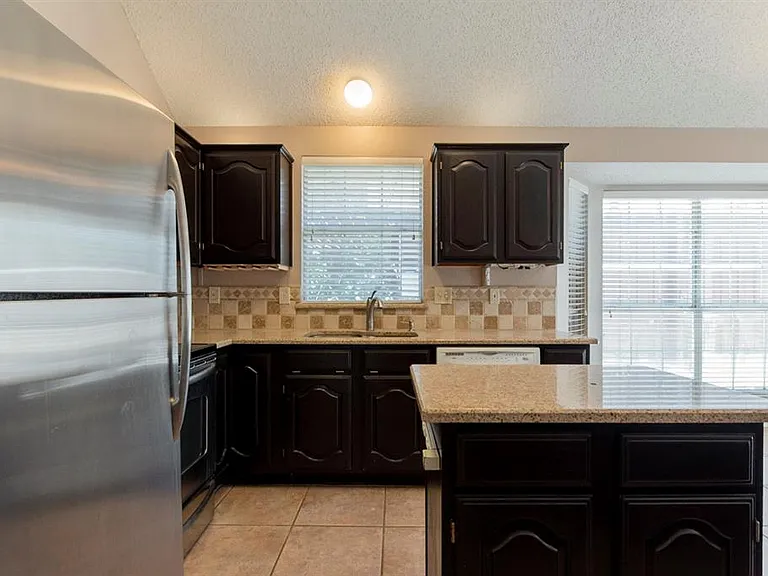 10701 Birmingham Dr — Photo 43