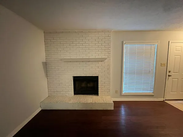 516 Lorenz Blvd APT C, Jackson, MS 39216