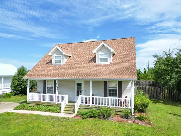 400 La Siesta Dr, Mexico Beach, FL 32456