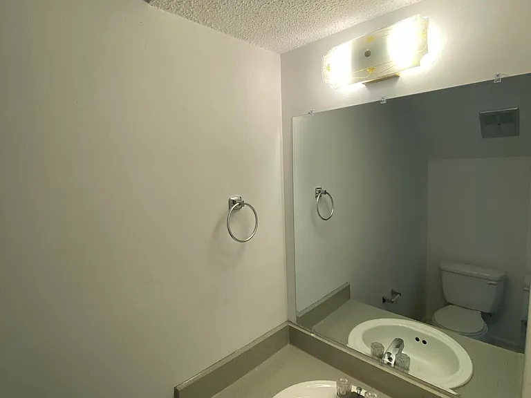 8042 Thelen St — Photo 11