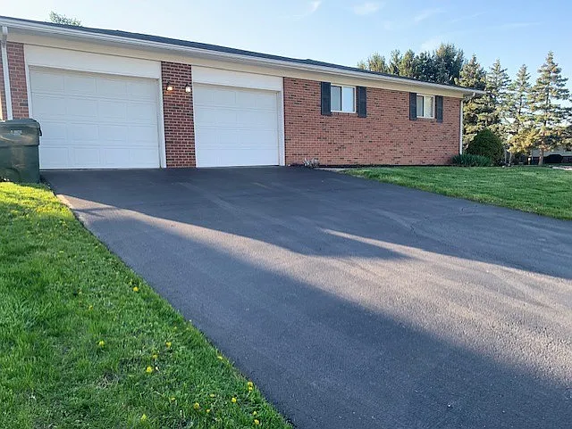 4979-4981 Godown Rd — Photo 19