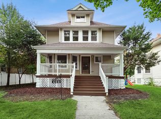 422 S 15th Ave, Maywood, IL