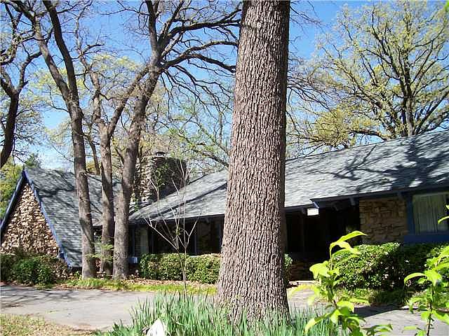 1st image of 5801 N Stonewall Dr