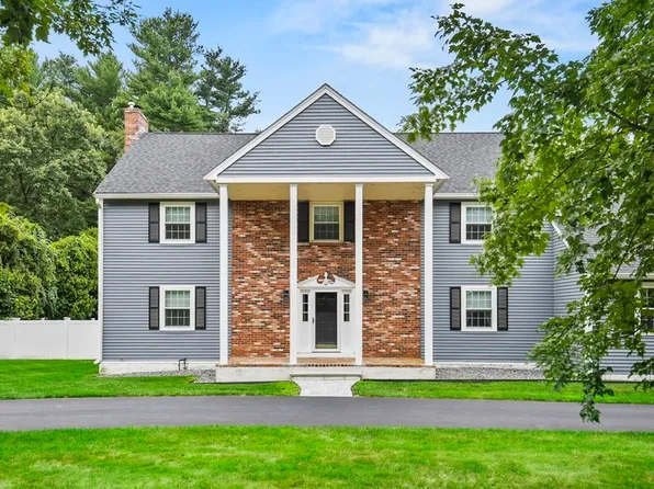 62 Hawkins Ln, Marlborough, MA 01752