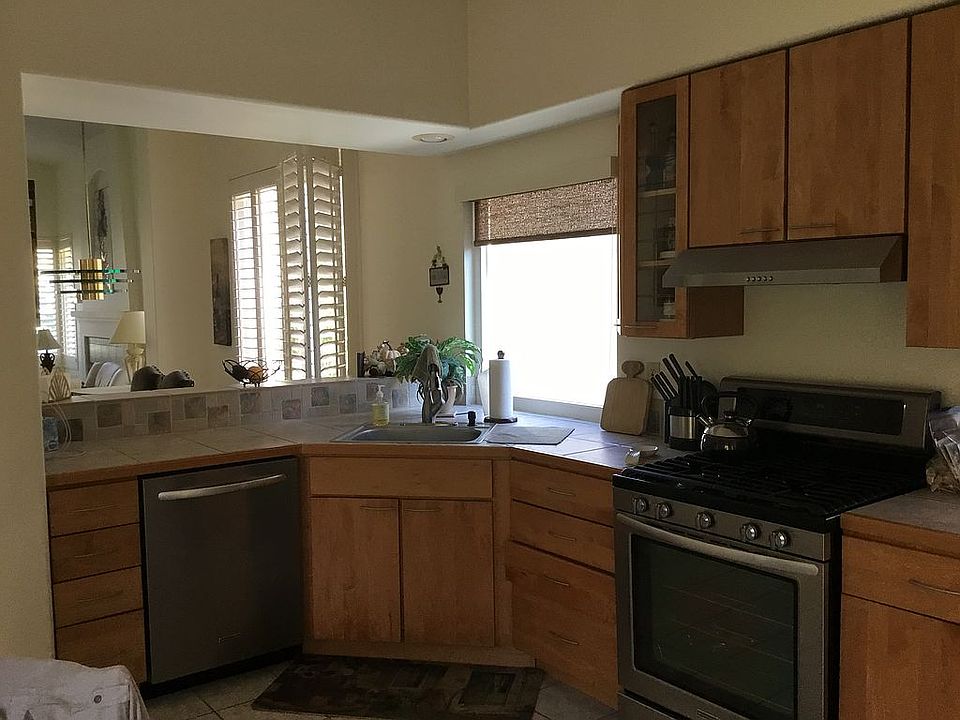 Spacious kitchen