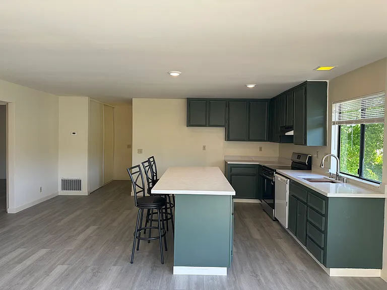 32 Shannon Ct — Photo 6