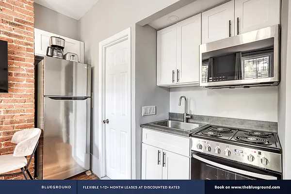 Rented by The Blueground | media 14