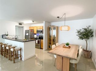 15821 SW 104th Ter APT 203, Miami, FL 33196