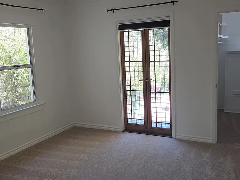 1204 N Hilldale Ave — Photo 9