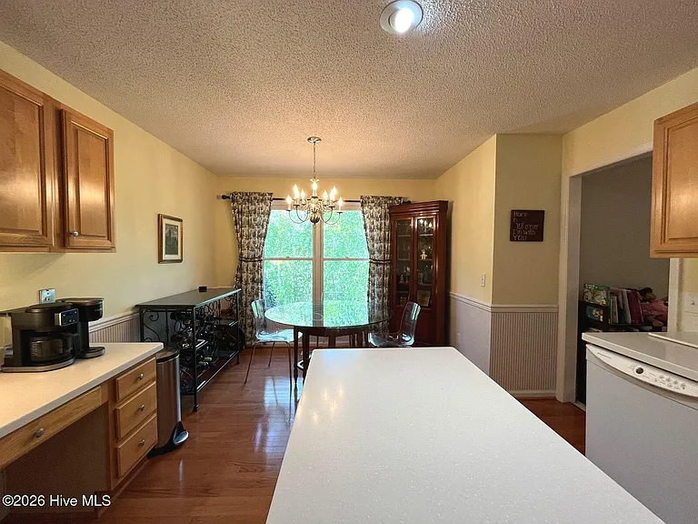 100 Bridle Path Cir — Photo 13