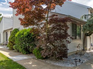 50 Lexington Cir, Matawan, NJ 07747