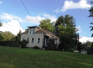 196 Turnpike Rd, Montague, MA 01351