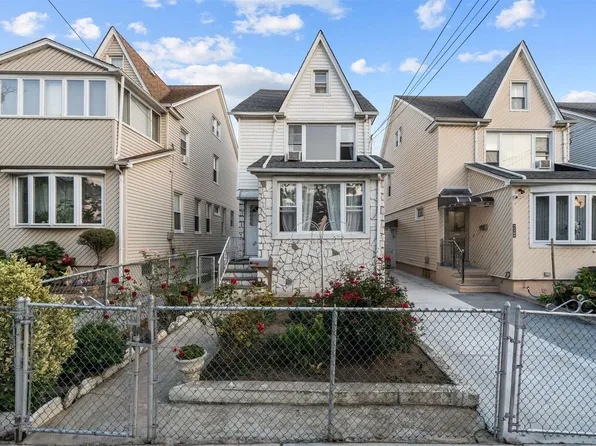 123-10 116th Avenue, South Ozone Park, NY 11420