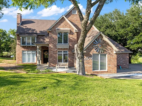 6609 Burn Ct, Granbury, TX 76049