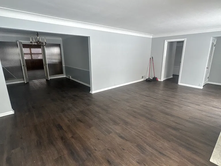 2701 Evergreen Rd — Photo 6
