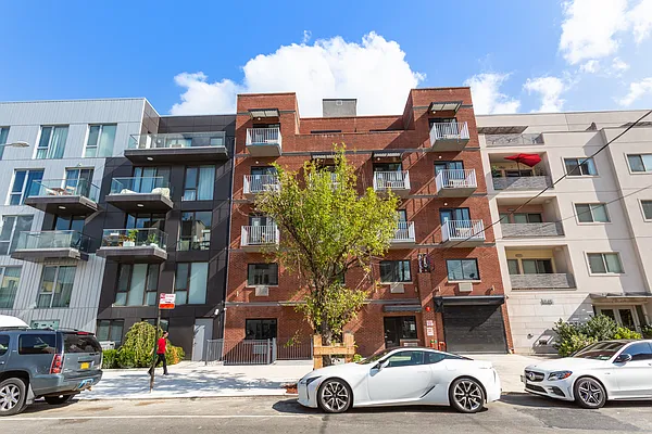 Rented by NY Space Finders Inc. | media 10