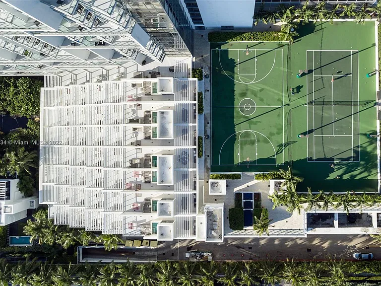 2201 Collins Ave #40 — Photo 14