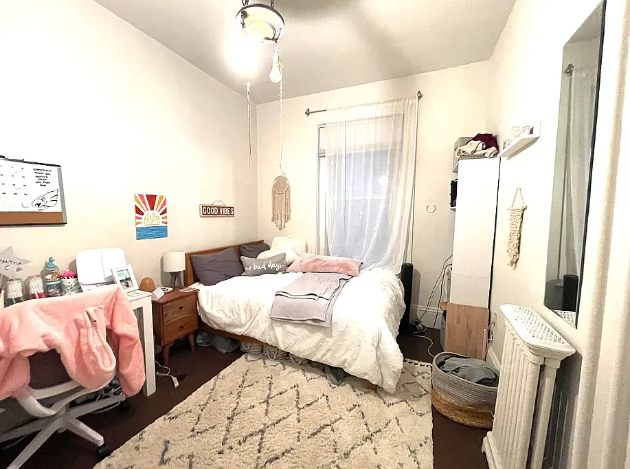 4 bed, 9999 sqft, $6,600 — Photo 2