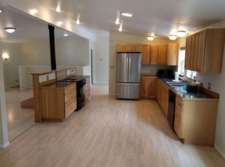 1610 Galbraith Ln, Bellingham, WA 98229