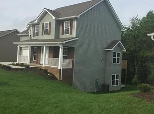 1113 Elsborn Ridge Rd, Maryville, TN 37801