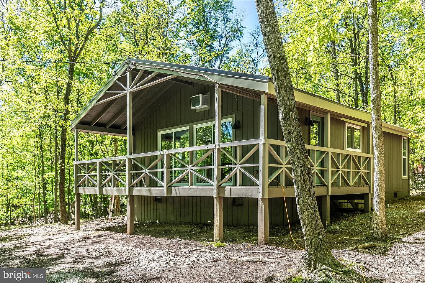 744 Tuckahoe Trl photo 1