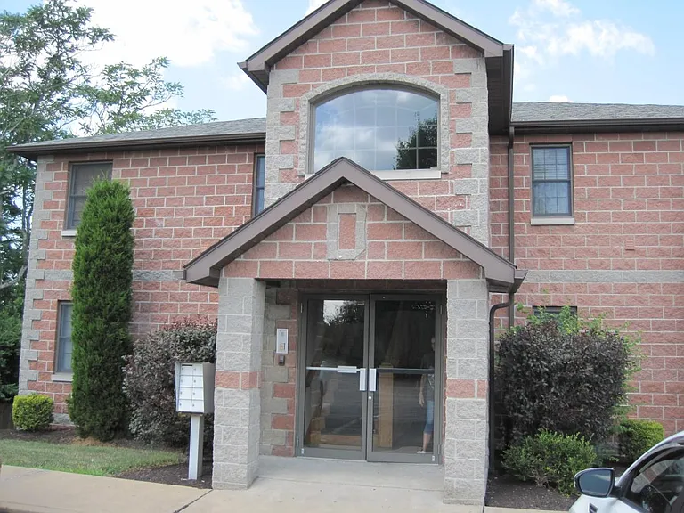 300 Moon Run Ave #3B — Photo 1