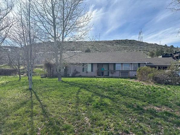 2630 Frontage Rd, Klamath Falls, OR 97601