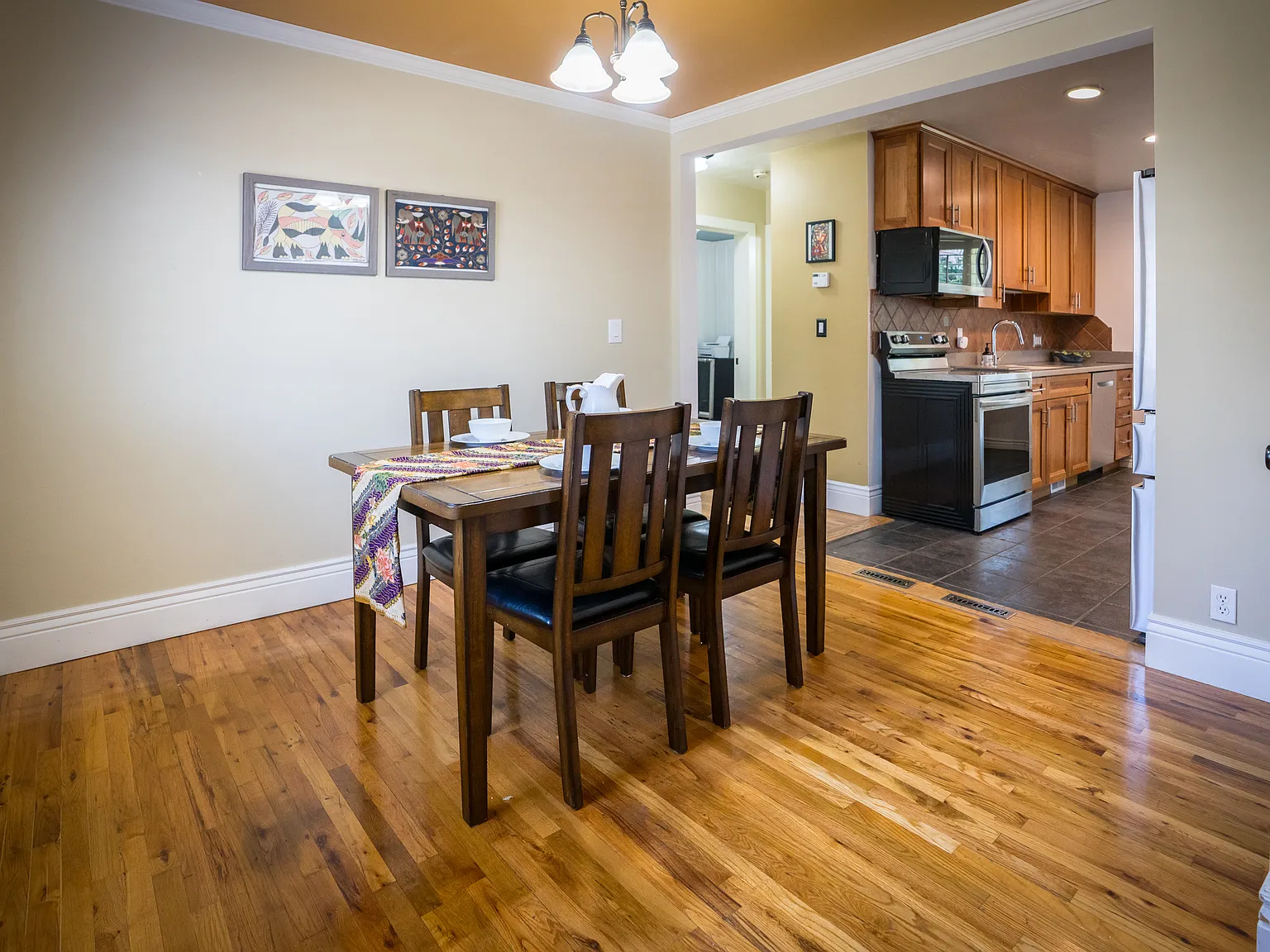 4 bed, 2142 sqft, $2,700 — Photo 3