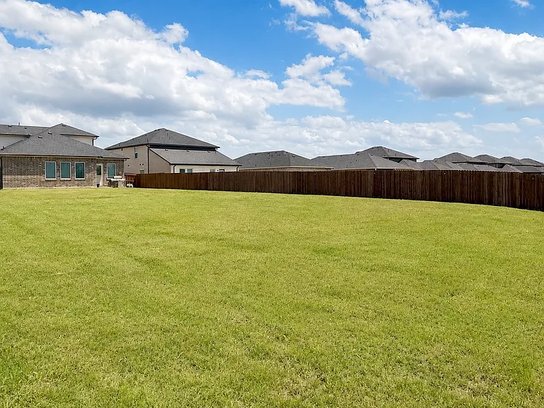1404 Citrus Dr — Photo 17